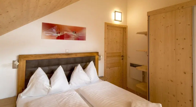 Attractive Chalet With hot tub, Prenota Chalet Hotel a Stiria con parcheggio, Parcheggio