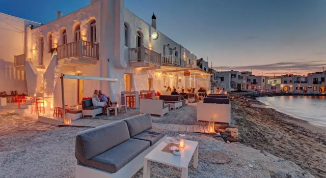Seafront Brand New Studio in Little Venice of Paros