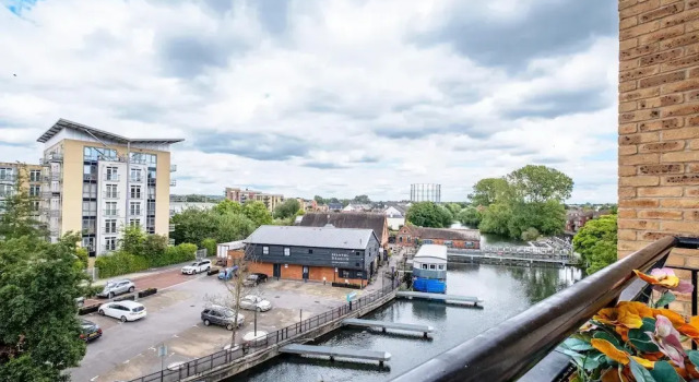 Select Serviced Accommodation - Blakes Quay, Book Hotel Hoteller i Reading med morgenmad, nær Reading Central Library, Morgenmad