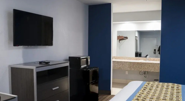 Одноместный номер Standard Travelers Inn