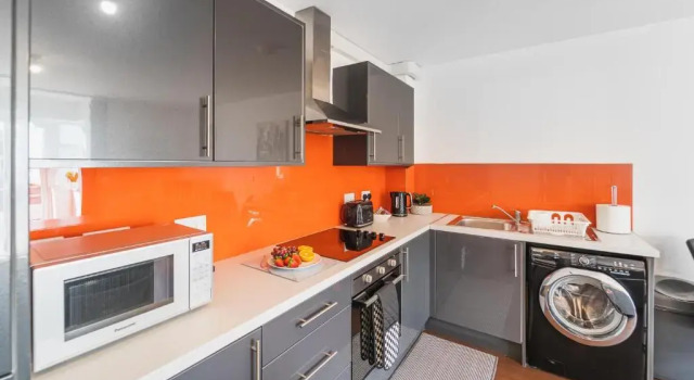 Апартаменты Lovely 2 beds -Ground Floor Apartment - free parking ,wifi - Southampton.