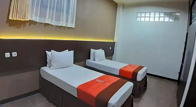 Standard Twin room Hotel Bumi Makmur Indah