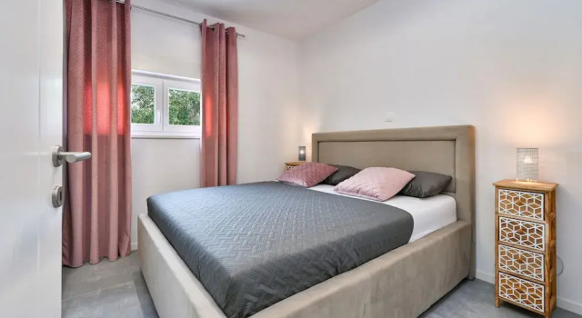 Imperial Apartment with Private Pool