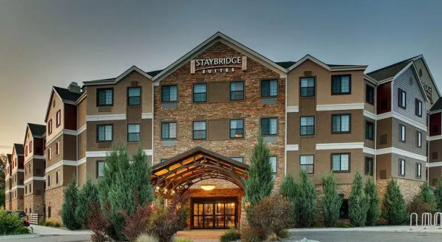 Кровать в общем номере Staybridge Suites Missoula by IHG