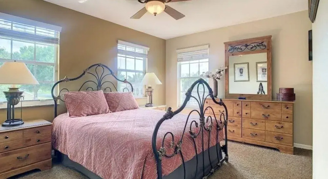 Fantastic 7 Bed 6 Bath In Prestigious Gated Comm. 7 Bedroom Villa by Redawning