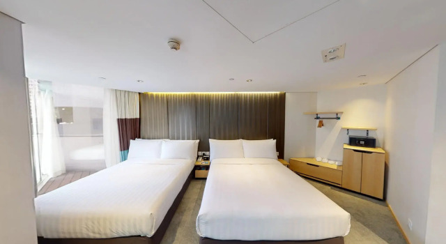Семейный номер Superior Hotel 108, Hong Kong