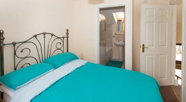 Merlin Cottages, Забронировать Дом для отпуска Лланфэр-ар-и-брин Южный Уэльс