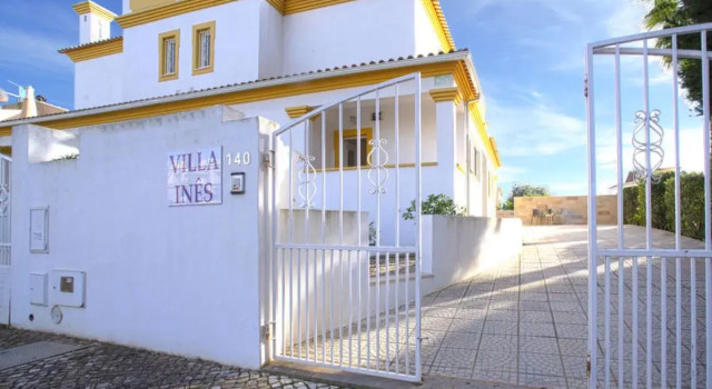 Villa Inês Gale, Rezervovat Vila Chaty v Galé, Chalupa