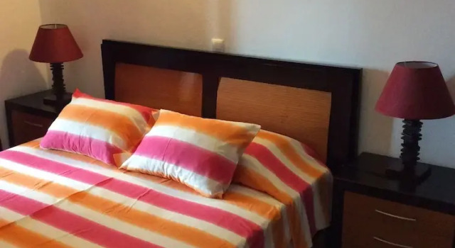 Коттедж с 4 комнатами с красивым видом из окна Toby House