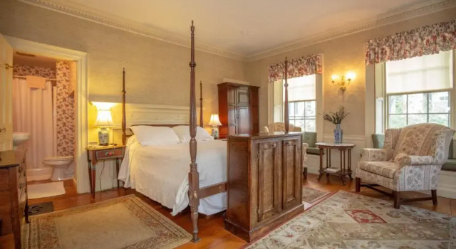 Номер Premium Clark Currier Inn