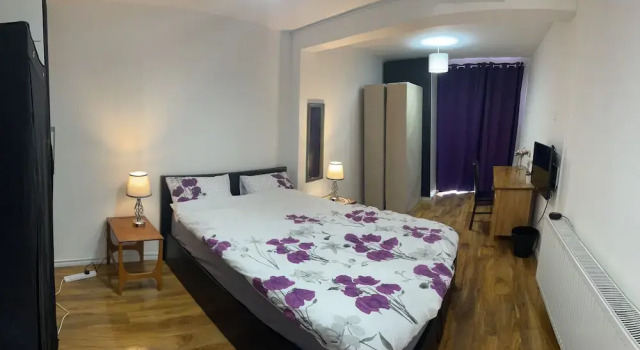 Inviting 2-bed Apartment Near Heathrow, Varaa Huoneisto Asunnot kohteessa Merseyside, Huoneisto