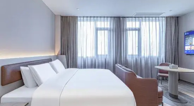 Люкс HanTing Hotel (Chongqing Tongnan High-Speed Railway Station)