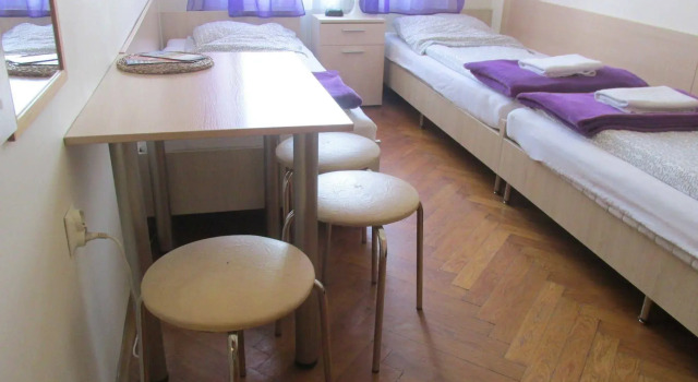 EURO-ROOM, Забронировать Апартаменты/квартира Старый город Краков, рядом с Аттракцион «Аллея потерянных душ»