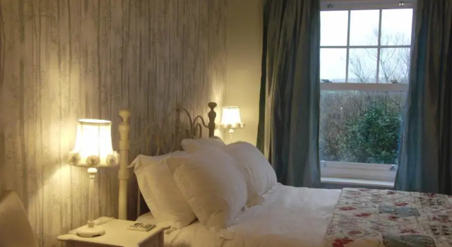Двухместный номер Standard Llanwrtyd Hall B&B Angelis Holistic Retreat
