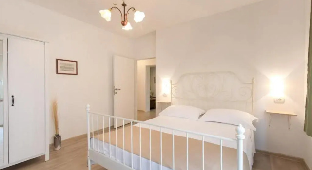 Apartments Morozin, Забронировать Апартаменты/квартира Отели Крка с парковкой, рядом с Krk Harbour, Парковка