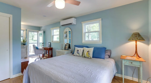 Lakefront Cottage by Little Golden Gate Bridge, Reserva ahora Casa o chalet Holiday Island Estados Unidos