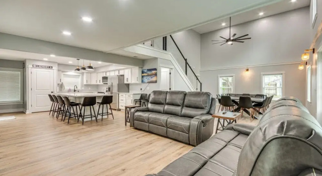 3 Mi to Navarre Beach: Home w/ Furnished Patio