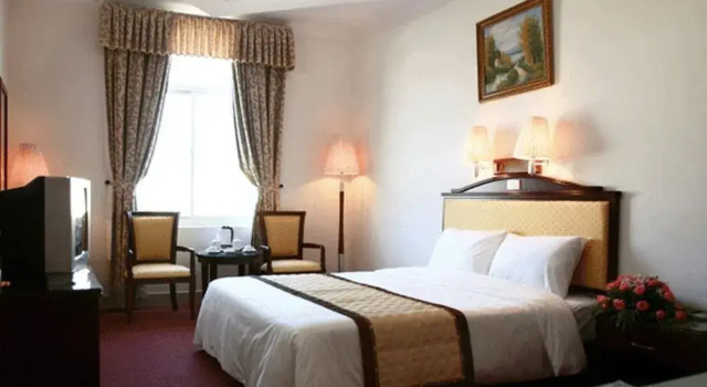 Vietnam Trade Union Hotel in Halong, Забронировать Отель Отели Халонг с парковкой, Парковка
