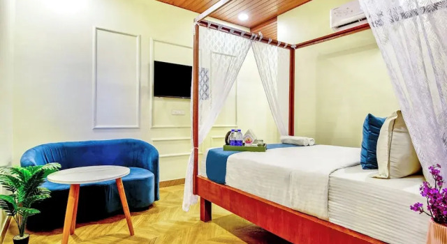 Люкс Luxury THE Solitaire Residency