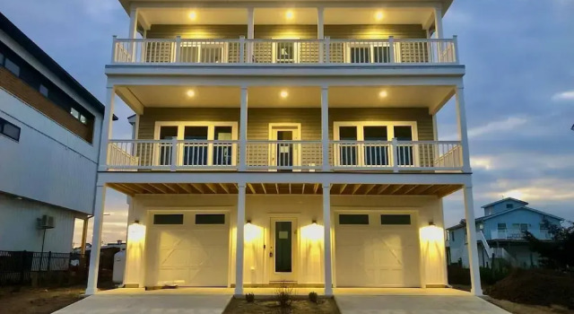Коттедж Marlowe Lane 10505 4 Bedroom Home