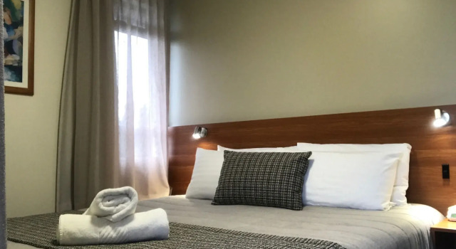 Ventura Inn & Suites Hamilton, Забронировать Отель Отели Гамильтон с бассейном, рядом с Waikato Institute of Technology, Бассейн