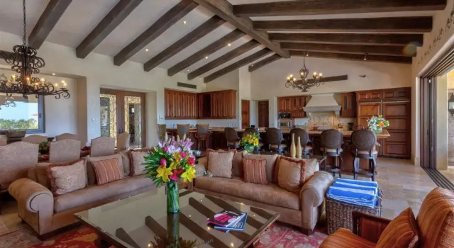 Casa de la Familia 7 Bedroom Contemporary Hacienda Style at Discounted Rate!