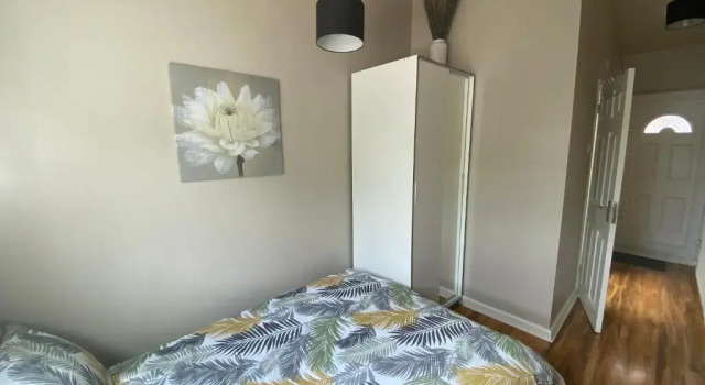 Номер Standard Private room and bathroom with private entrance near Warwick town centre
