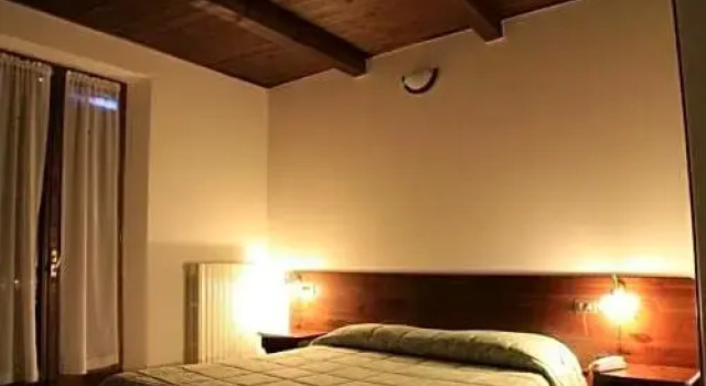 Hotel Ristorante Guerrin Meschino, Book Hotel Montemonaco Monti Sibillini