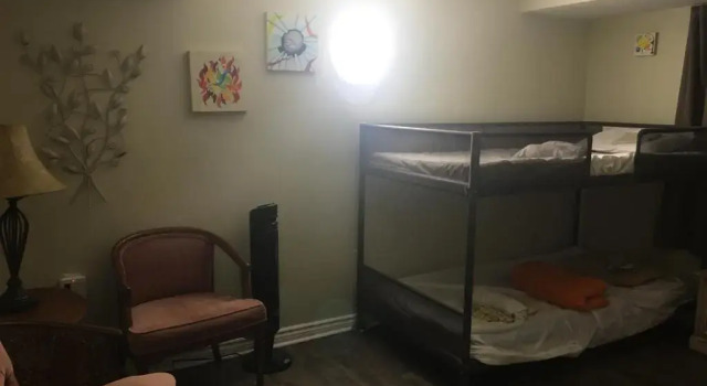 Кровать в общем номере (женский номер) Pring Guesthouse
