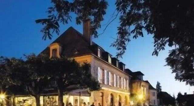 L'Esplanade, Rezerwuj Hotel Domme Dodogne Valley
