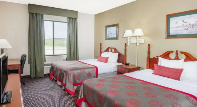 Двухместный люкс Ramada by Wyndham Columbia