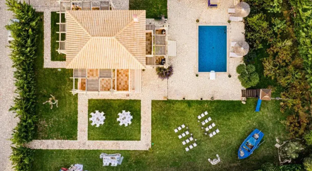 Вилла Agro Art Boutique & Luxury Villas - Two Art Villas with Pools, Unique Decors, and a Treehouse Option