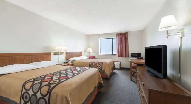 Четырёхместный номер Standard Super 8 by Wyndham Smithville Kansas City