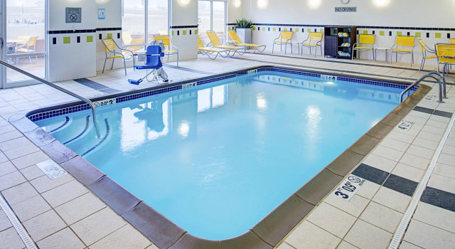 Кровать в общем номере Fairfield Inn & Suites by Marriott Jonesboro