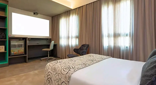 Номер Deluxe Mercure Sao Paulo Pinheiros