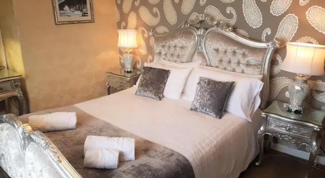 Номер Deluxe Gwestyr Marine Hotel & Spa