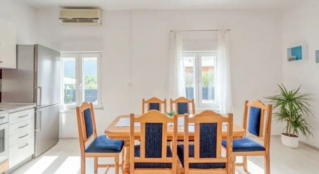 House Boris, Book Hotel Hoteller i Split Region med parkering, Parkering