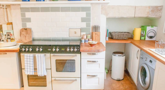 Cosy 1 Bedroom Apartment in Bath, Varaa Huoneisto Asunnot kohteessa Merseyside, Huoneisto