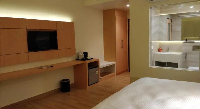 10 Park Street Bed & Breakfast, Забронировать Отель Отели Горакхпур 3 звезды, 3*