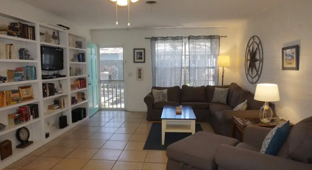 510 B Magnolia Avenue by Hodnett Cooper, Book Hotel St Simons Island Georgia