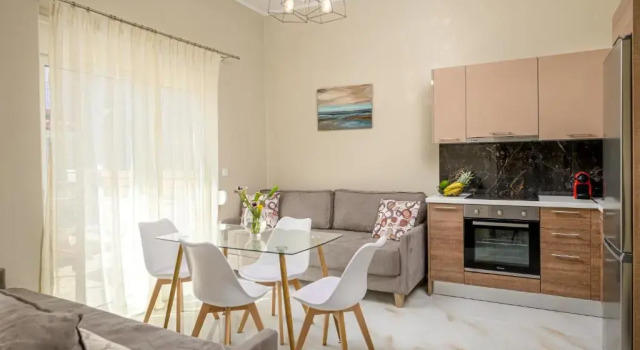 Апартаменты с видом на сад Orea Homes