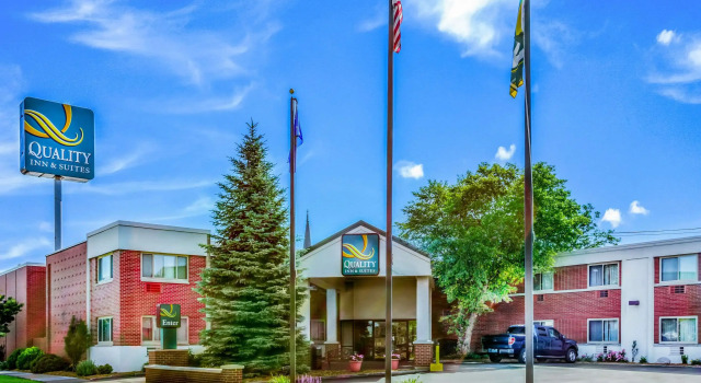 Quality Inn & Suites Green Bay Downtown