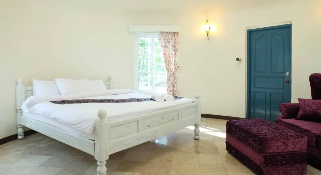 Payavee Vinery Resort