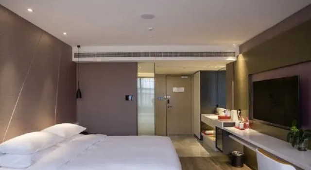 Двухместный номер Standard Ramada by Wyndham Yangzhou Slender West Lake