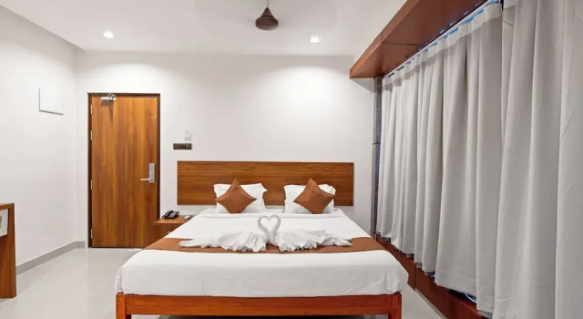 Номер Deluxe The Elite Hotel