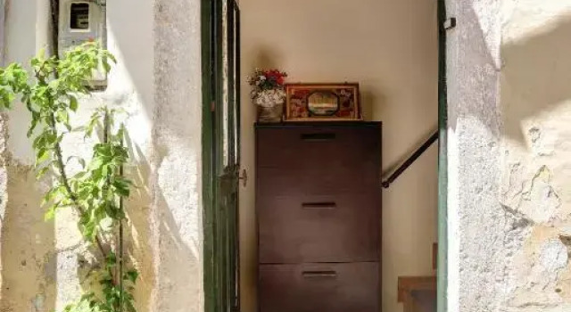 Luminous 2BD stone Apt in the alleys of Corfu town