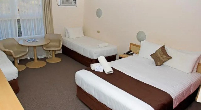 Семейный номер Standard Hospitality Carnarvon, SureStay Collection by Best Western
