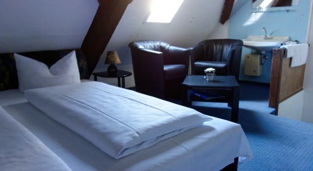 Hotel Haus Sonnschein, Rezerwuj Hotel Cond Nadrenia-Palatynat