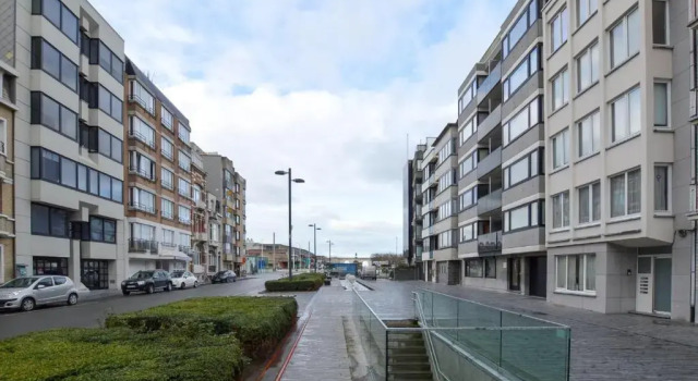 Shiny Nice studio at Ostend, Забронировать Апартаменты/квартира Остенде Бельгийское побережье, рядом с Wapenplein Square