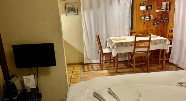 Charmant Studio, 2 adultes , Centre de Nendaz, Prenota Hotel Hotel a Canton Vallese con parcheggio, Parcheggio